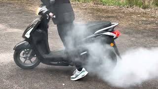 Yamaha Delight 125cc 2017 burnout [upl. by Charlotta]