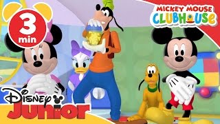 Magical Moments  Mickey Mouse Clubhouse Donalds Special Parcel  Disney Junior UK [upl. by Arakihc]