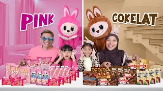 MAKAN MAKANAN WARNA PINK VS COKLAT SESUAI WARNA LABUBU [upl. by Oirevlis]