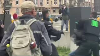 Haintz vs antifa und Polizei in Frankfurt ffm1104 [upl. by Carrew]