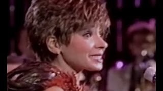 Shirley Bassey  Never Never Never Grande Grande Grande 1987 Live in Berlin [upl. by Vtehsta]