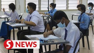 399 absent SPM candidates persuaded to retake exam this year says Wong [upl. by Anirehtac66]