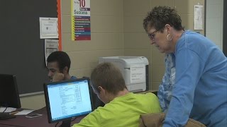 Students get free FAFSA filing help at College Goal Sunday [upl. by Farrica]