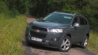 Essai Chevrolet Captiva 22 VCDi 163 LT [upl. by Phiona311]