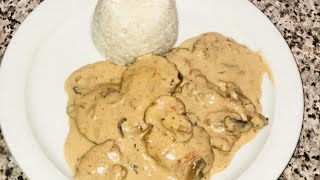 Poulet aux champignons sauce blanche [upl. by Brown]