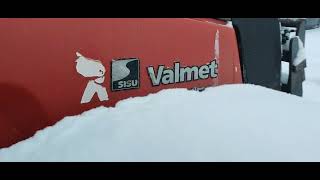 Valmet 8150 66 SisuDiesel  Cold Start [upl. by Idahs325]