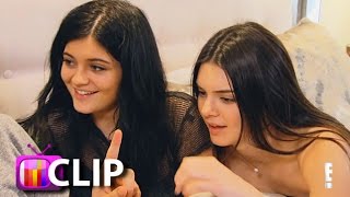 Kylie Jenner amp Kendall Jenner Find Kris Jenner Texting New Boyfriend [upl. by Ursel]