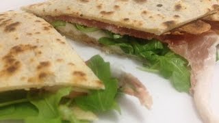 Piadina e Cassone Romagnolo Ricetta [upl. by Seve]