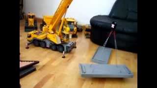 STRONG RC RC CRANE LIEBHERR LTM 1100 HEAVY RC MOBILE CRANE AND 4 kg CONCRETE PLATE RC LIVE ACTION [upl. by Selima]