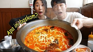 Mi Ayam Korea Segede Baskom [upl. by Chuipek]