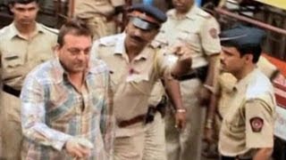 Sanjay Dutt Aktor Bollywood Dihukum Lima Tahun Penjara [upl. by Quinton]