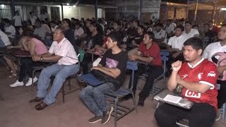 Estudiantes de Centros Educativos Nocturnos en Managua regresan a sus aulas de clases [upl. by Dugas315]