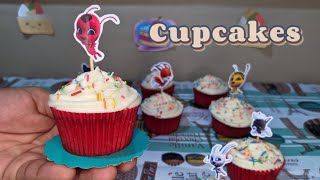 Cupcakes de vainilla personalizados para mesa de dulces  muffins de vainilla esponjosos [upl. by Anitsuj316]