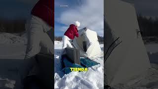 Chica Atrapada en Medio de la Nieve 😨 [upl. by Karlow]