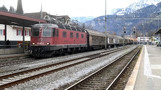 Züge auf der GotthardbahnWinter 2017Brunnen [upl. by Eelidnarb]