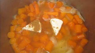 SOUPE DE CAROTTES AU CURRY DE MADRAS [upl. by Gilba]