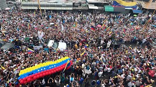 Valencianos desbordaron calles con María Corina Machado y Edmundo González [upl. by Hellene]