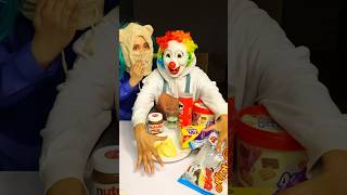 English or Spanish 🤣👻⁉️Clownandbears shorts funny comedy ytshorts tiktok viral food [upl. by Atenik907]