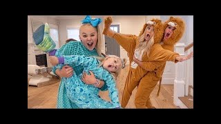 ULTIMATE ONESIE DANCE BATTLE AGAINST EVERLEIGH amp JOJO SIWA [upl. by Rennerb]