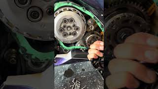 CLUTCH replacement GSXR1000 mechanic diy superbike [upl. by Yenetruoc812]