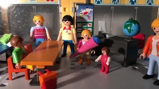 👩🏼‍🏫 Playmobil Film Deutsch Der erste Schultag  PM Kinderfilm Studio  Playmobil Schule [upl. by Ssecnirp59]