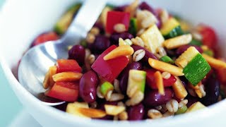 Recette  Salade méditerranéenne amandes et orge [upl. by Hofmann]