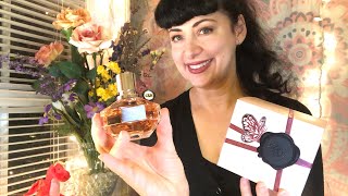 Viktor amp Rolf Flowerbomb Nectar EDP Perfume Review💖💜💐🦋 Beautiful Slightly Smoky Cassis Floral [upl. by Nitsrek]