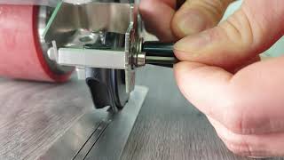 Leister Tutorial  Nozzle aligment of the UNIFLOOR 500 [upl. by Yentruok]