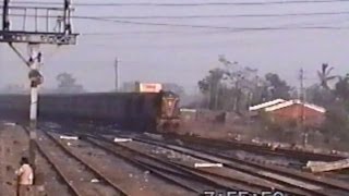 Tapaswini Exp Crossing with Honking  2842 Coromandel Footplate Jan 2000 [upl. by Aihsitan]