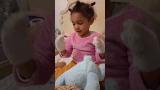 Gabriella Isabella Abrahams  Singing Baby Shark  hand Puppets cutebaby [upl. by Whitby]