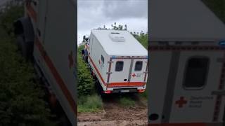 UNIMOG OffRoad Gelände Matsch Schlamm Mud DRK RETTmobil Fulda [upl. by Iphigenia38]