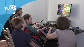 Le jeu vidéo pour développer lien social et dextérité des personnes handicapées [upl. by Vish]