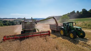 Getreideernte 2022 in Hanglage Claas Lexion 750 Montana [upl. by Nnyliak]