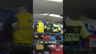 Recorriendo el Mercado de Camisetas de Fútbol en Gamarra [upl. by Oznohpla275]