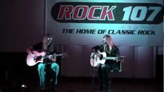 Lita Ford  Kiss Me Deadly Acoustic WEZX Rock 107 Radio Theater 32813 [upl. by Lisabeth]