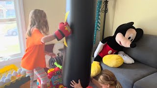 🔥REVIEW🔥 Esnowlee Punching Bag for Kids Larger Stable Inflatable Punching Bag Gifts for Boys Girls [upl. by Alber919]