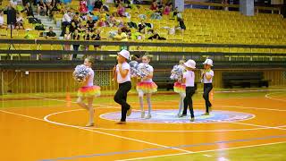 Mażoretki Tarnobrzeg  mini formacja mix Majorettes [upl. by Odnalor519]