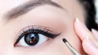 HOW TO Apply Eyeliner For Beginners  chiutips [upl. by Abrams]