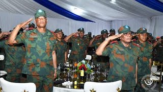 FÉLIX TSHISEKEDI PARTAGE UN REPAS DE CORPS AVEC LES OFFICIERS GÉNÉRAUX DES FARDC [upl. by Uchish]