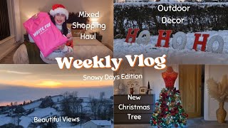 Weekly Vlog 🎄Snowy Days 🎄 Outdoor Decor amp a Mixed Haul from Shein WhiteFox amp FampF 🎄 [upl. by Annil]