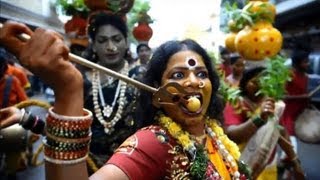 Inde hommage à Mahakali la déesse du temps et de la mort [upl. by Notelrac]