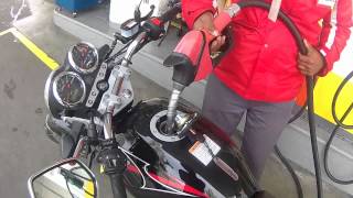 Suzuki GSR 150 CONSUMO QUANTOS KM LITRO [upl. by Cutter]