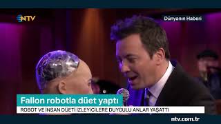 Robot Sophia ile Jimmy Fallon düet yaptı [upl. by Ninaj569]