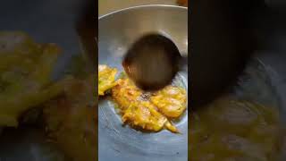 Garam garam pyaj ke pakodecooking like subscribe [upl. by Nebeur614]