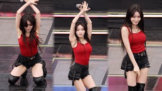 청하CHUNG HA ‘벌써 12시  Snapping  Roller Coaster  EENIE MEENIE’ 직캠  고려대 축제 입실렌티 • 240525 [upl. by Arracat591]