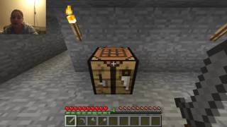 Tutorial Minecraft 1 Come craftarecostruirefabbricare le cose [upl. by Wendel]