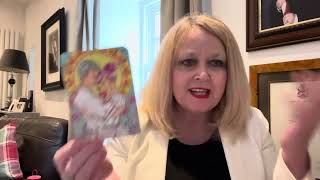 An Urgent Message From The Star Guides amp Angels You Need To Hear Now medium tarot [upl. by Lezirg]