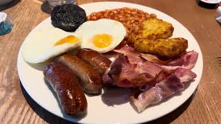 Breakfast Unlimited Premier Inn MediacityUK Mediacity Manchester 🥓🌭🍳 breakfast premierinn [upl. by Htebharas]