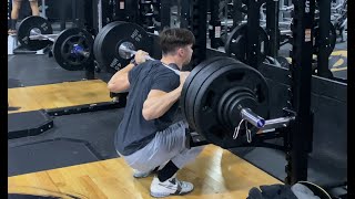 200 kg 440 lb ATG beltless squat at 88 kg [upl. by Berliner]