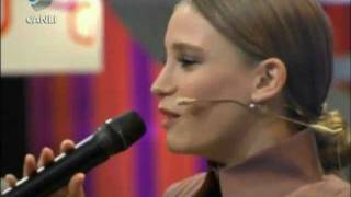 Serenay Sarikaya amp Tek Basina [upl. by Yatnahc200]